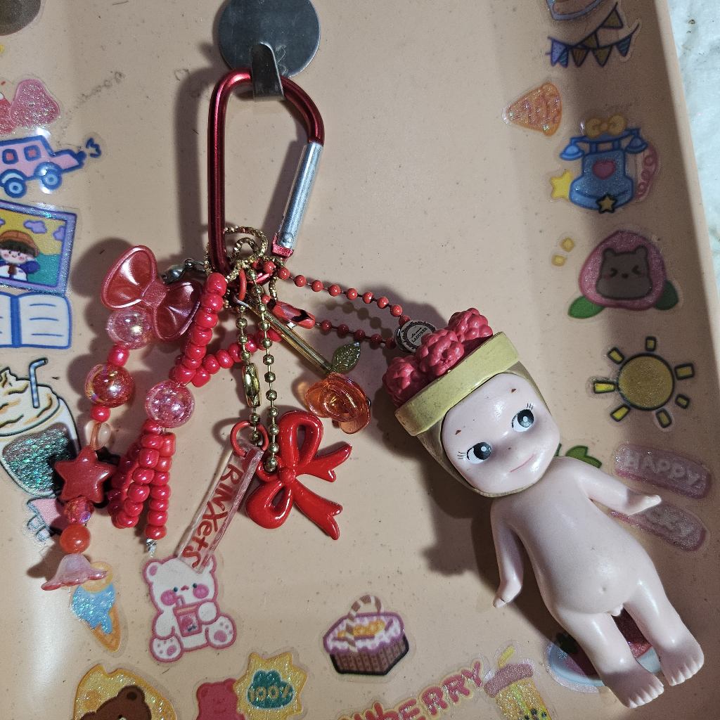 𝒜𝓃𝑔ℯ𝓁 gantungan kunci / keychain sonny angel x laduree 𝒜𝓃𝑔ℯ𝓁