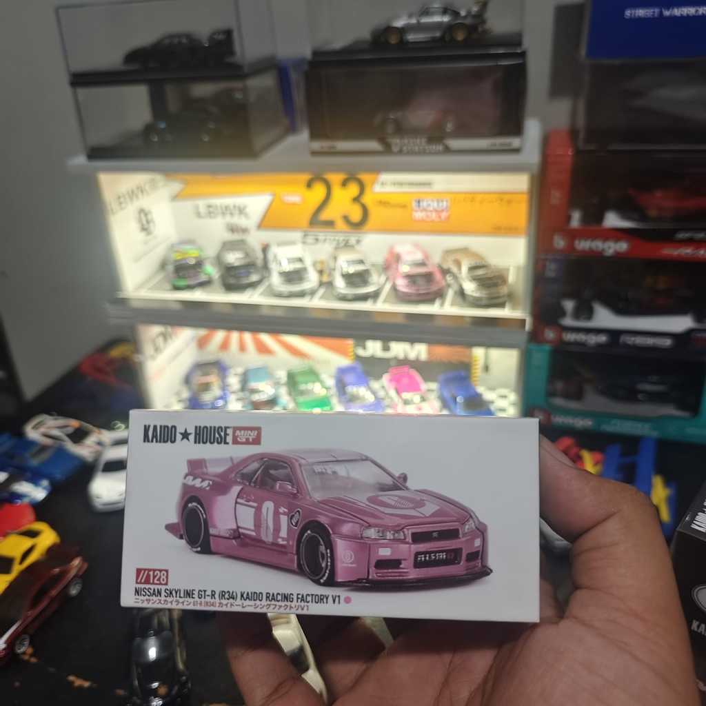 Kaido House Nissan Skyline GTR R34 Pink (Unsealed)