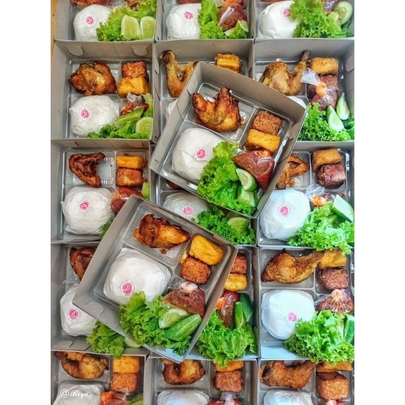 

BUDGET DAN LAUK BISA MENYESUAIKAN Nasi Box Ayam Goreng/Bakar Cocok untuk Jum'at Berkah