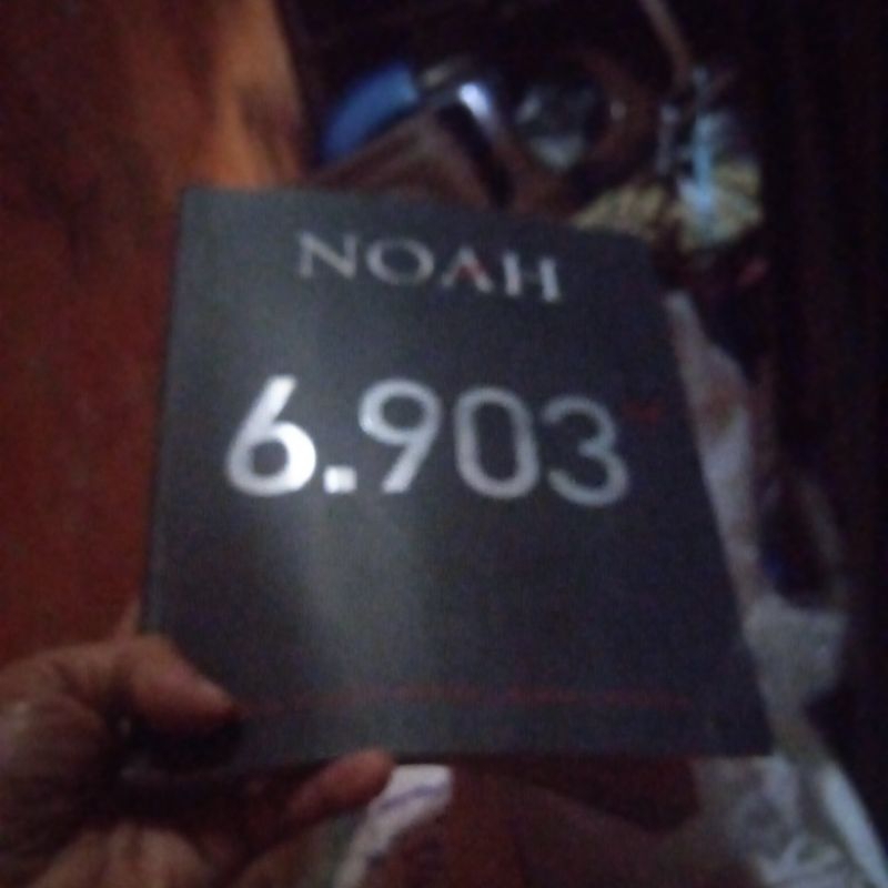 buku Noah 6.903 mil, buku Lux original, kertas bening mengkilap full color
