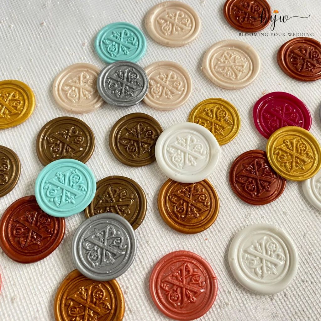 

Huruf X - 1 Pieces Wax seal HURUF ALPHABET coinbulat sticker instan segel vintage undangan Tinggal Tempel untuk Undangan lebih Aesthetic