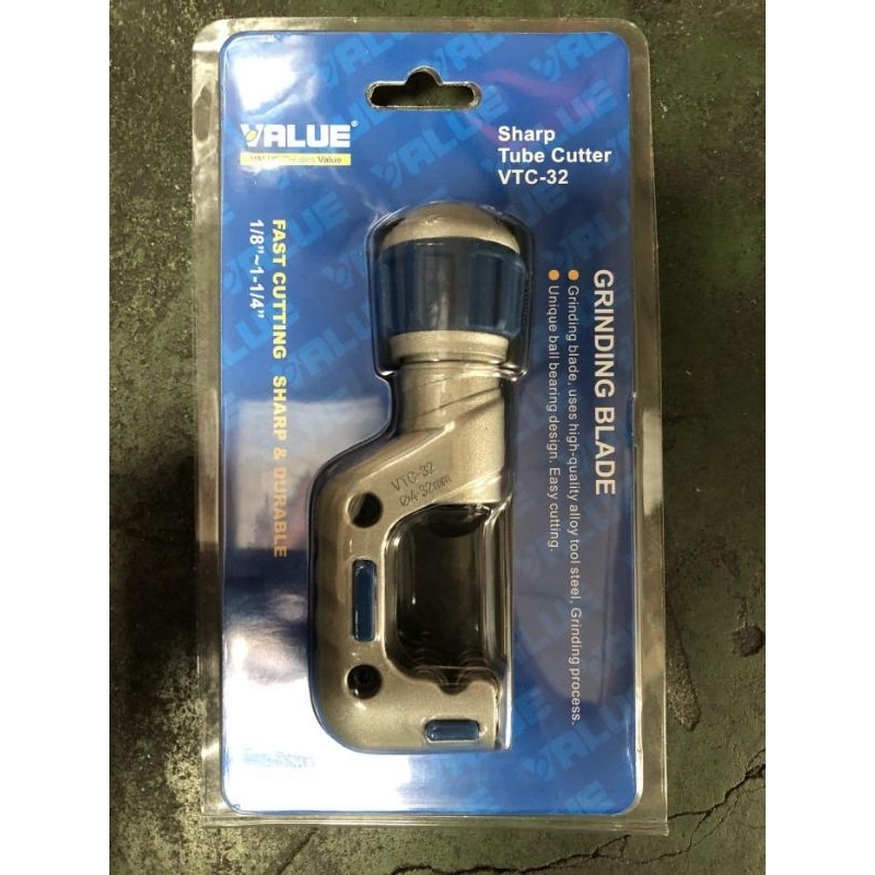 

TUBE CUTTER VALUE VTC-32 / CUTTER VALUE VTC32 UKURAN 1/8-11/4 / ALAT POTONG PIPA TEMBAGA