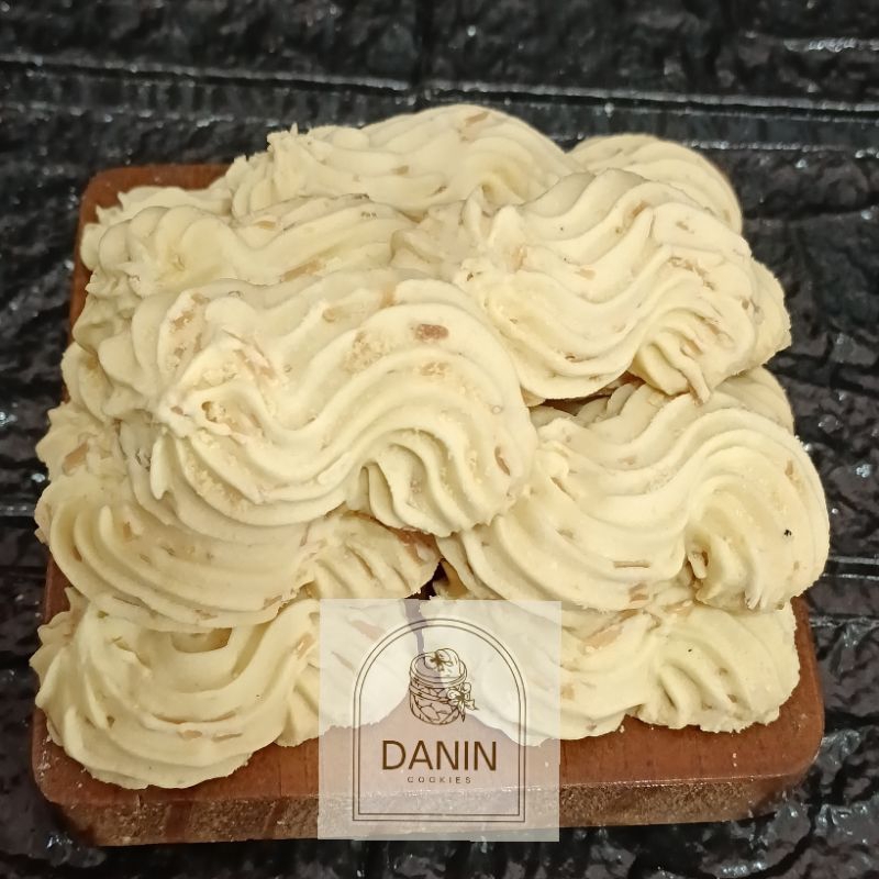 

Kue Kering Spesial Sagu Keju Toples 600ml Berat -+ 315gr Beli 1 Toples Gratis 1 Pouch Kue Semprit