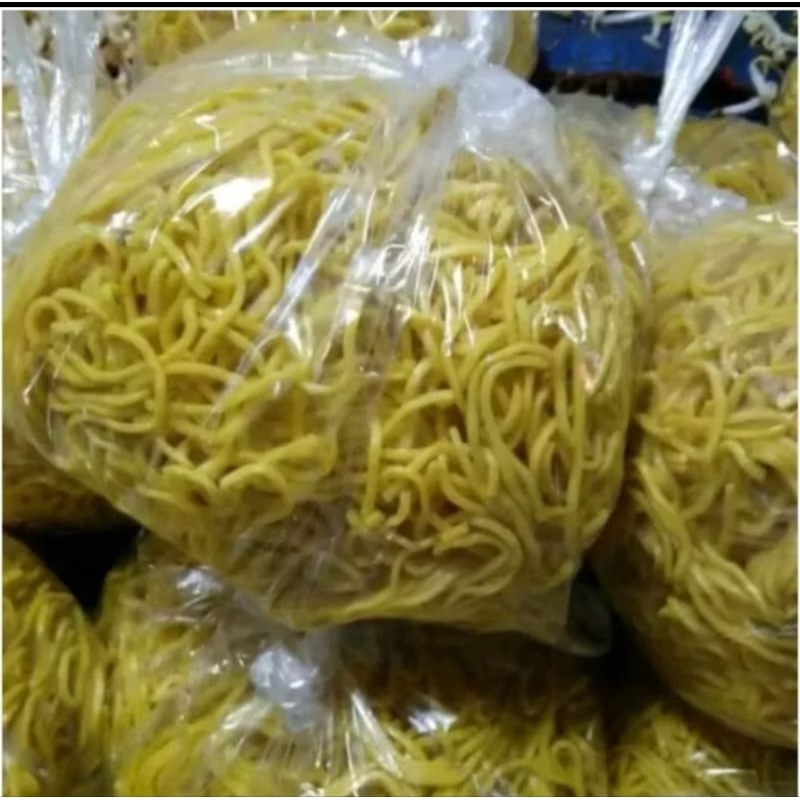 

Mie Kuning Basah 1KG Segar