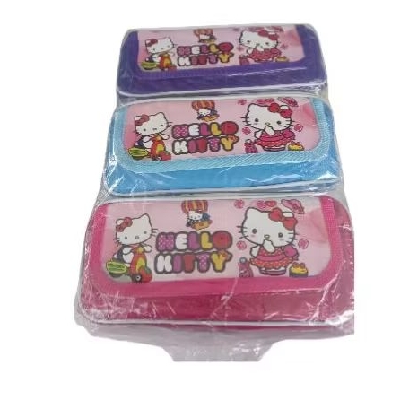 

Tepak pensil motif karakter helo kitty