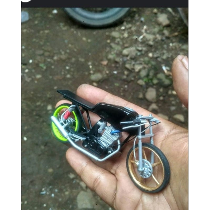 miniatur diecast Yamaha scorpio full cafe racer modif