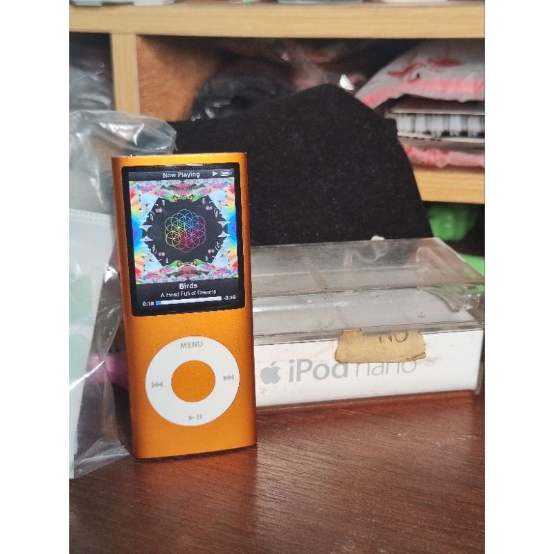 iPod Nano 4th 8gb orange jeruk
