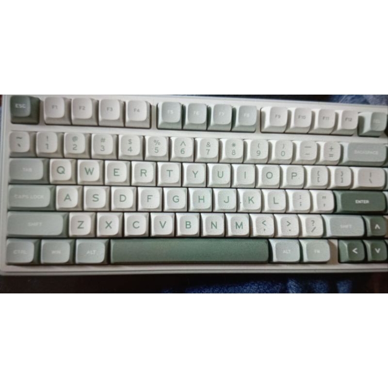 keyboard royal kludge rk r75