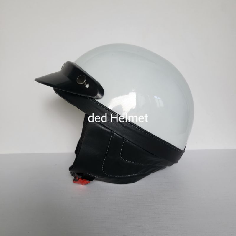 helm chip's retro // helm classic // helm custom // helm unik