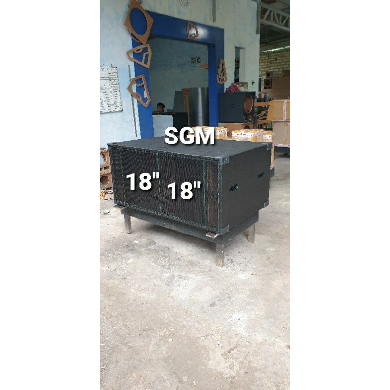 BOX SPEAKER TTS 18 INCH