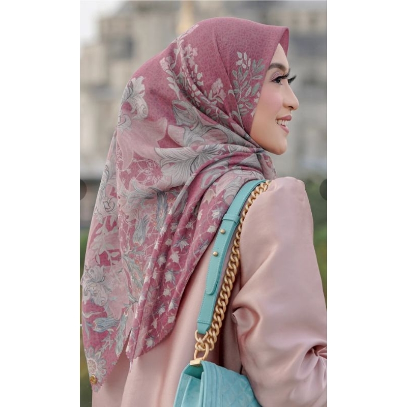 BUTTONSCARVES TOPKAPI - RASPBERRY