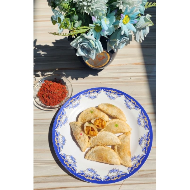

CIRENG BUNTING AYAM SUWIR ISI 13PCS FROZEN FOOD