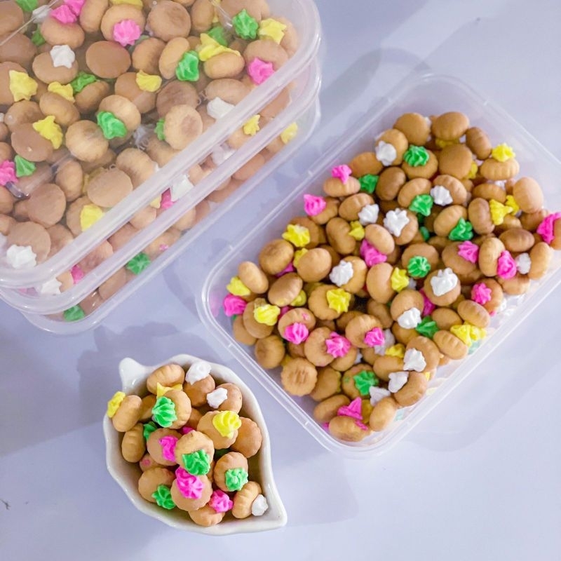 

Biskuit kembang gula