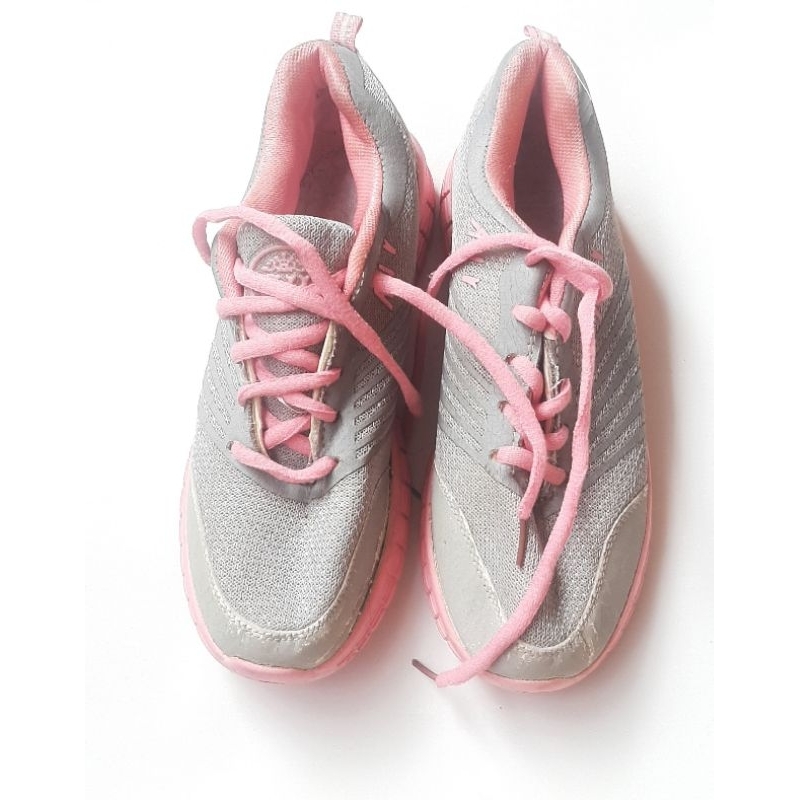 Sepatu Olahraga Kets Sneakers Running Wanita Pink Preloved PL Prelove