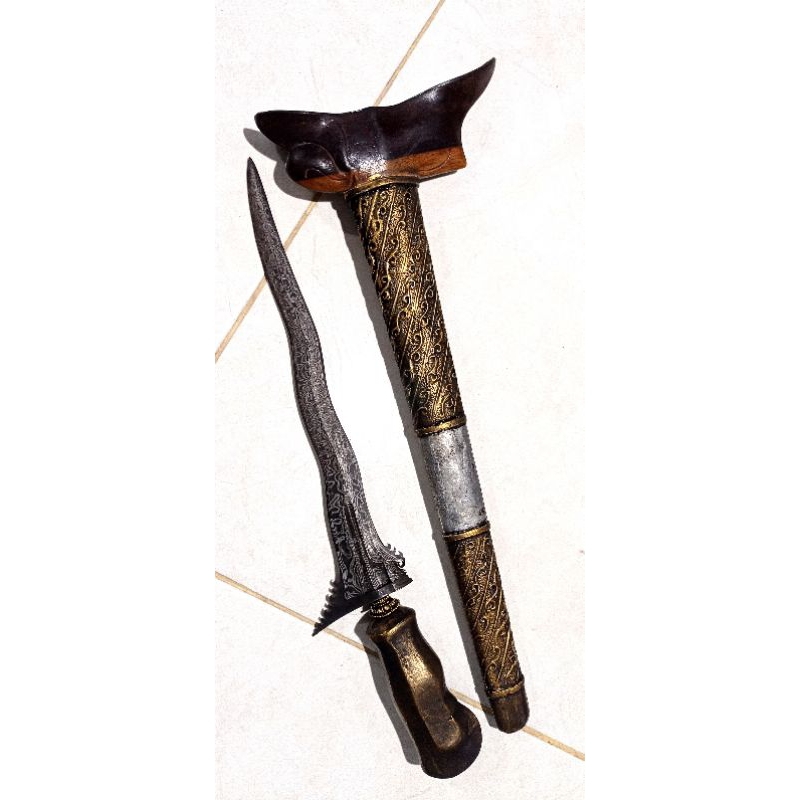 Keris Bali pamor ular lulut panjang bilah 27cm