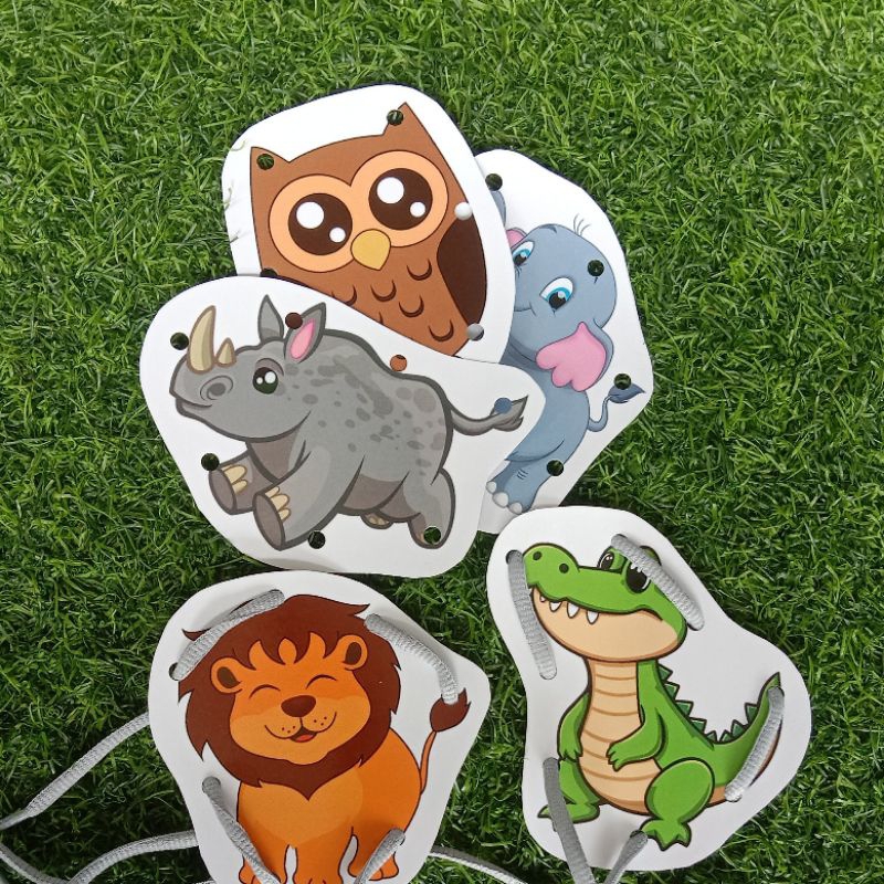 KAVAEDUTOYS Mainan menjahit dengan tali/ Lacing card