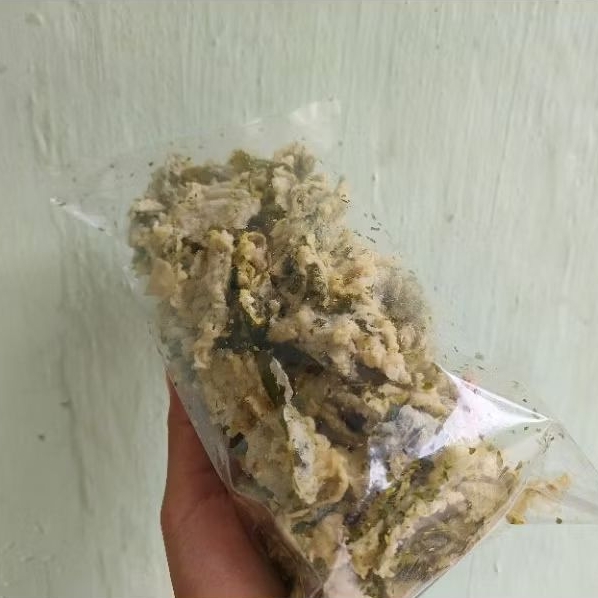 

Oleh-oleh Keripik Bayam Renyah Gurih Lezat Khas Kediri