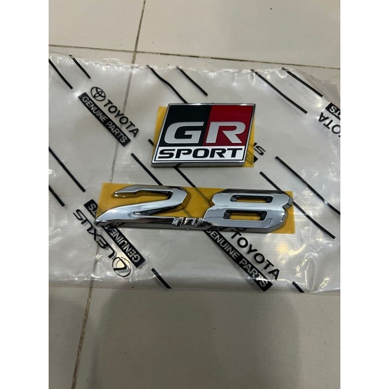 Emblem logo GR sport 2.8 Fortuner original