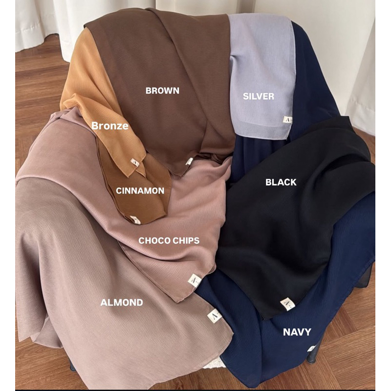 ARA HAZEL SQUARE BY ARASCARF