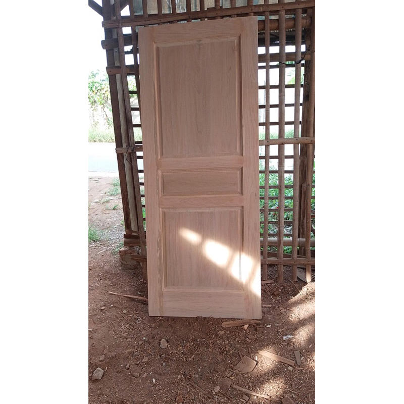 Daun pintu kayu Kamper Samarinda oven