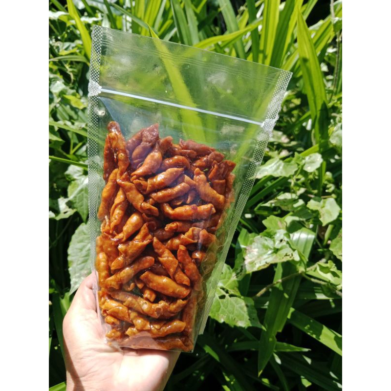 

kacang selimut ...1 pounch isi ¼ kg ... dijamin Renyah dan full manisnya