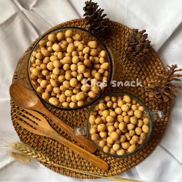 

kacang telur merk eliana asli Jombang rasa gurih manis dan renyah kemasan kiloan