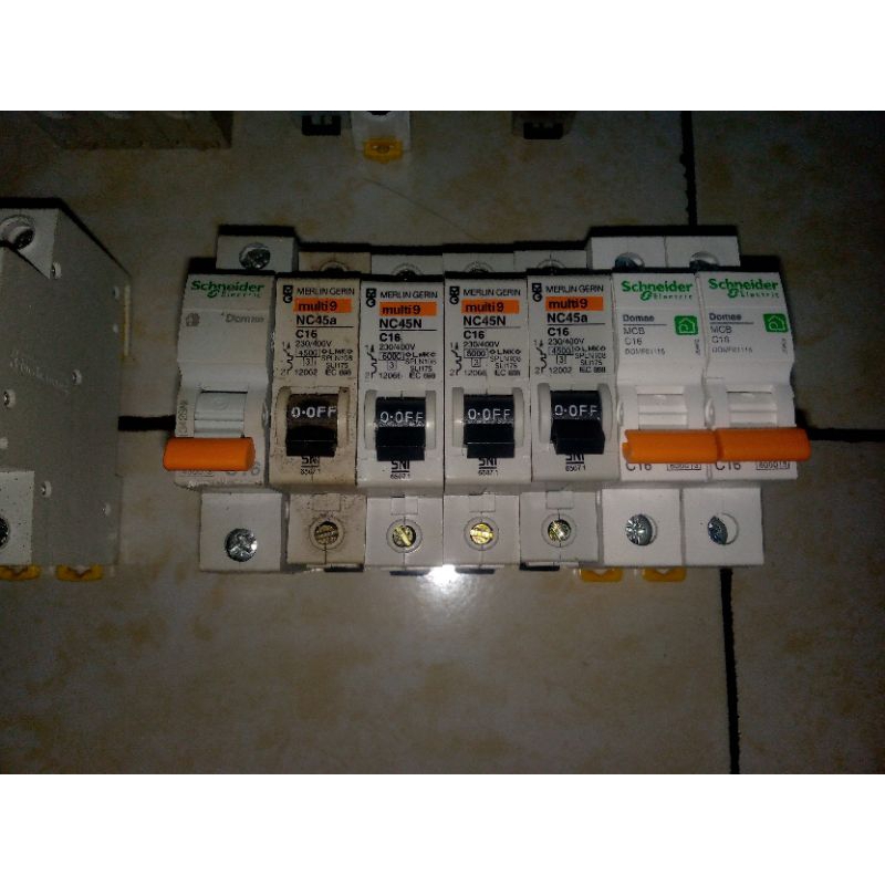 jual MCB 63A, 10A, 16A, 20A, 100A, PSU DC, MCB 3 phas