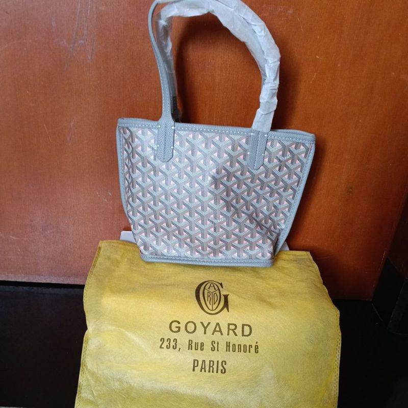 tas goyard