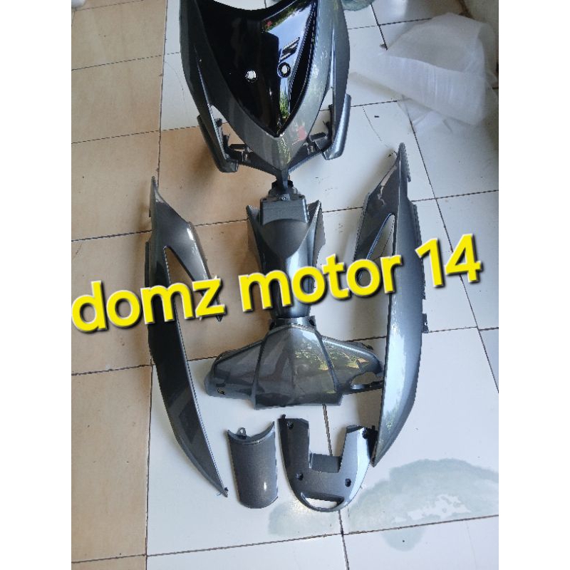 cover full body halus honda vario cw karbu 110 warna silver greey