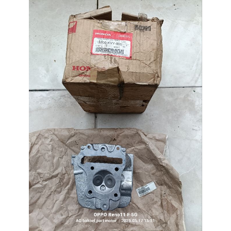kop blok cylinder cilinder silinder head Honda beat karburator karbu  original ahm 12200 KVY 900