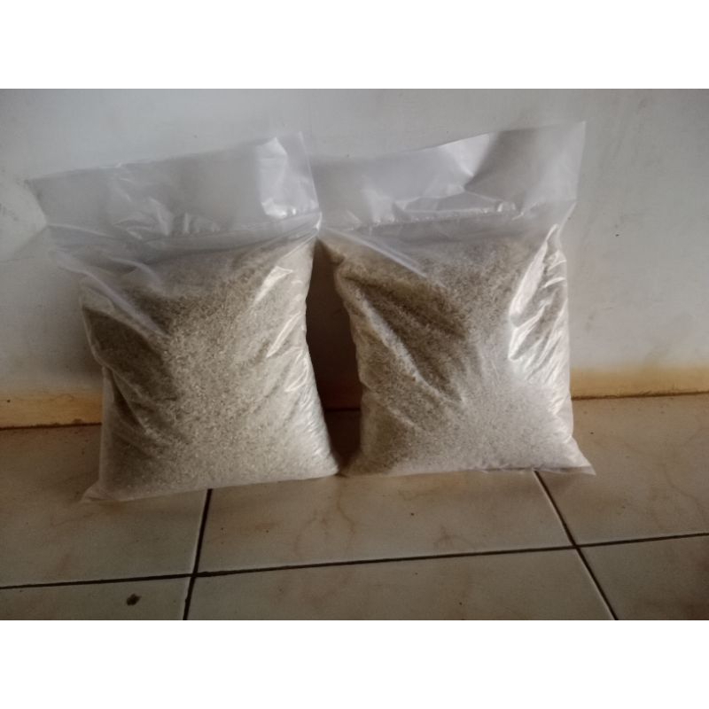 

BERAS 5KG SELEPAN PULEN