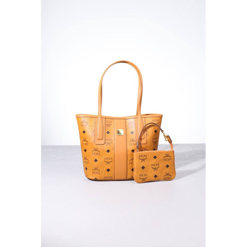 MCM MINI VISETOS LIZ REVERSIBLE SHOPPER TOTE BAG IN COGNAC WITH POUCH