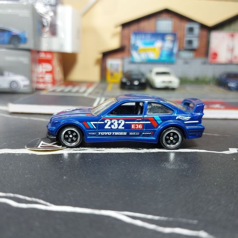 Hot Wheels 94 BMW M3 GTR Biru Blue swap velg plastik rivet