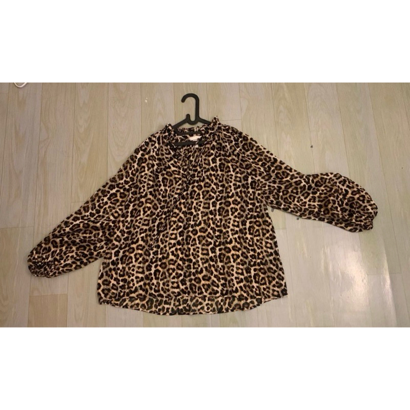 Kemeja H&M Motif Macan 100% Original