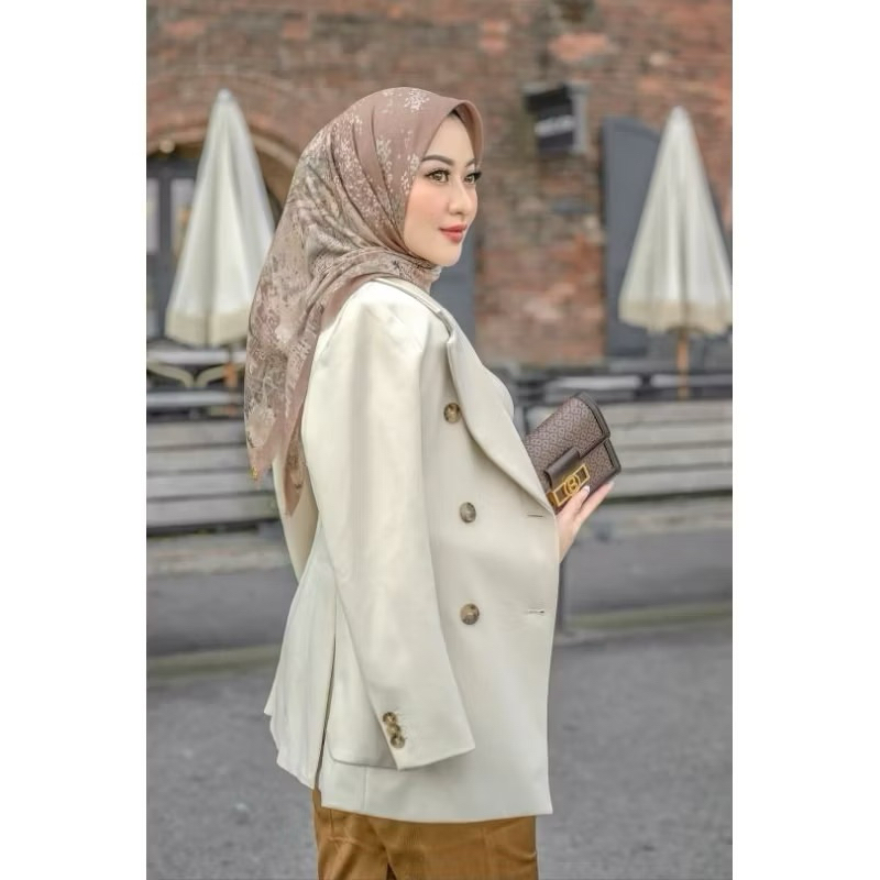 buttonscarves x Disney motif mickey wrna coklat