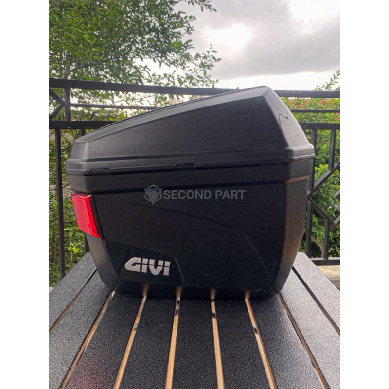 SIDE BOX GIVI E22 ( Box Motor Murah ) Second