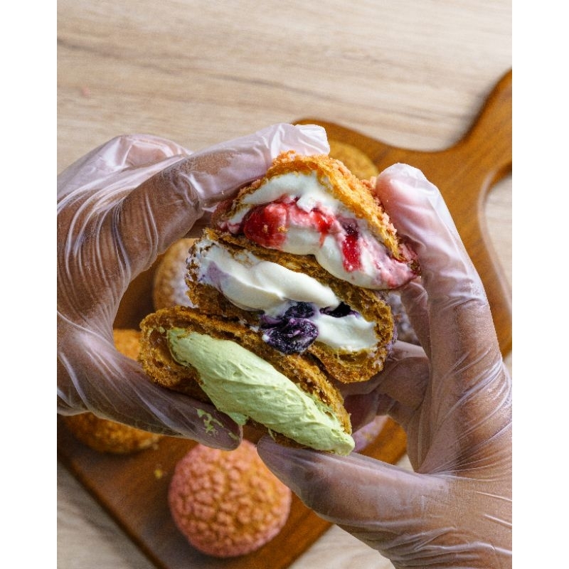 

Cream Puff by Manis Melody