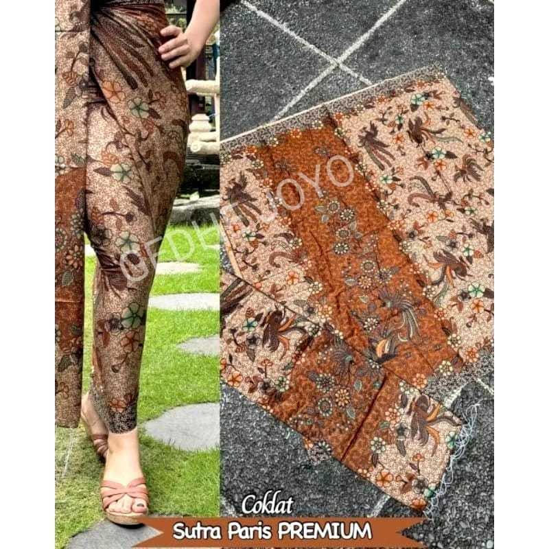 KAMEN SUTRA PARIS SET SELENDANG - KEBAYA WISUDA MOTIF BATIK / KAMEN SUTRA PARIS SET SELENDANG