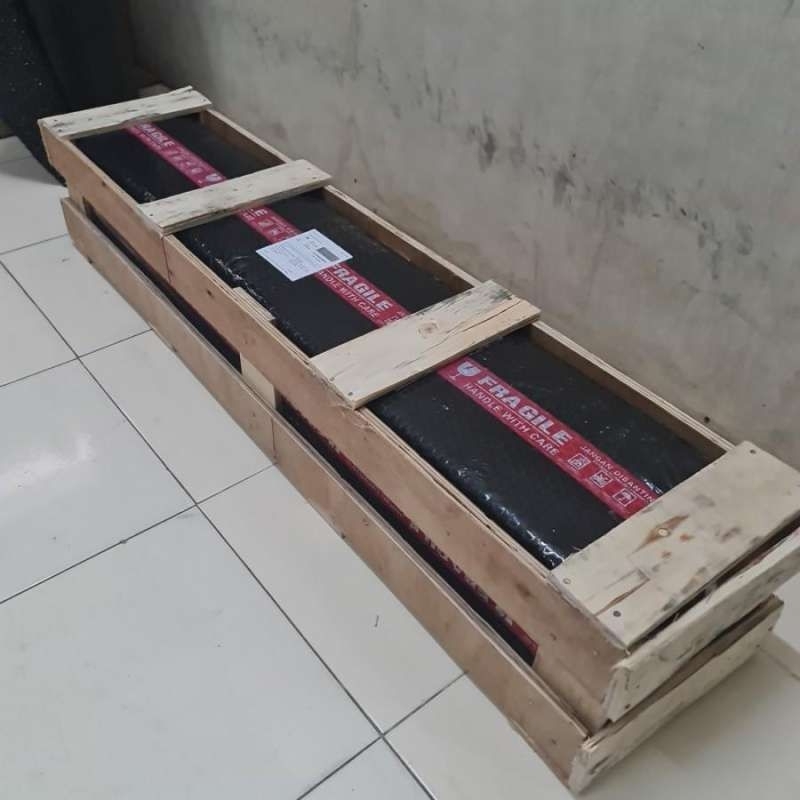 

PACKING KAYU WAJIB UNTUK PRODUK DENGAN KACA