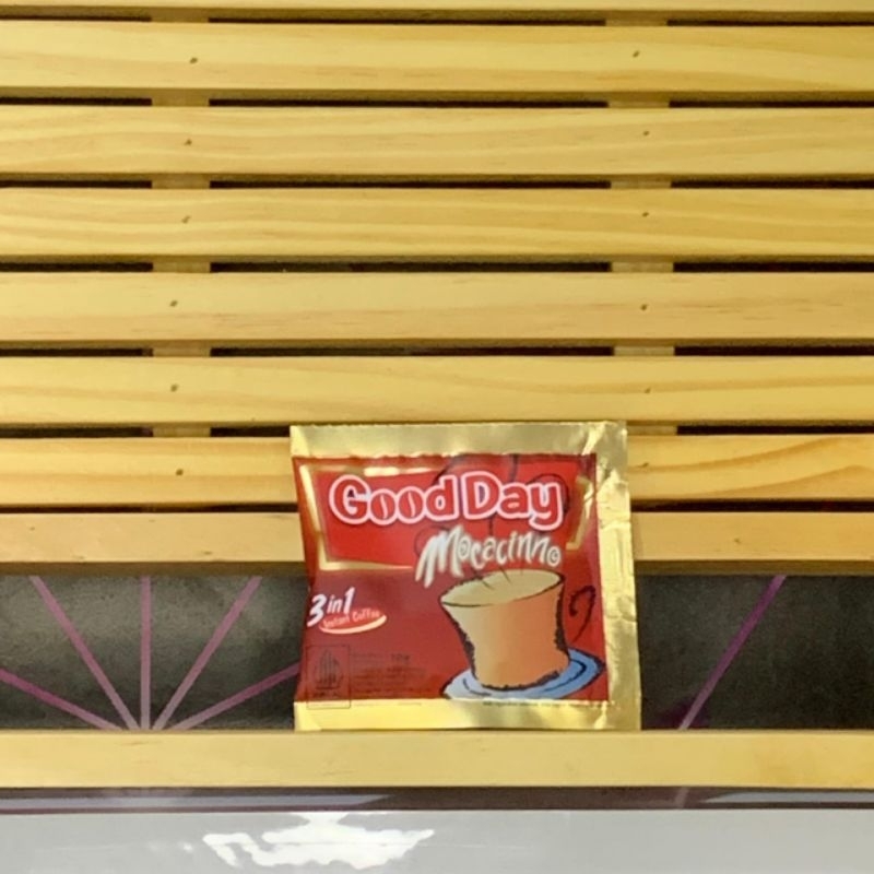 

kopi good day mocacino 1 renceng