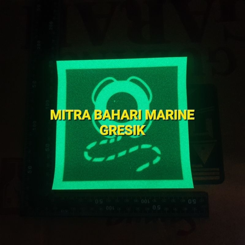 

Stiker IMO Symbol IMPA 334057 Lifebuoy With Line Ukuran 15x15cm Glow In The Dark