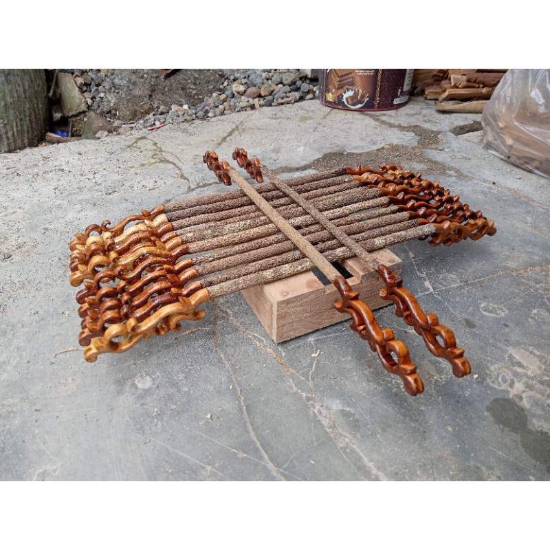 Tangkringan Ukir Asem Bali Konin / Sogon