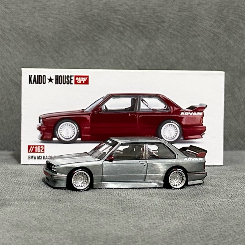mini gt kaido bmw m3 red chase