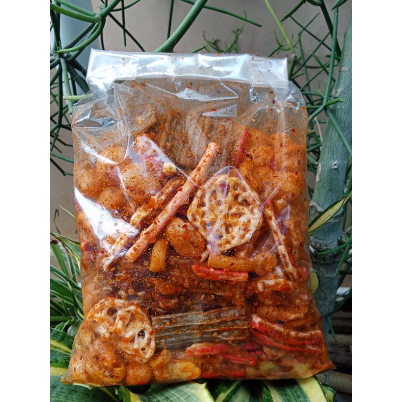 

Kerupuk Seblak Mix/Seblak Campur Daun Jeruk 1kg