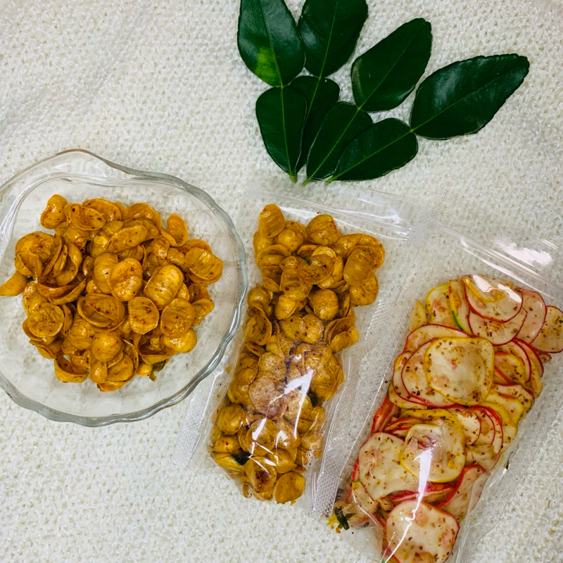 

kerupuk seblak pedas daun jeruk 100 gram