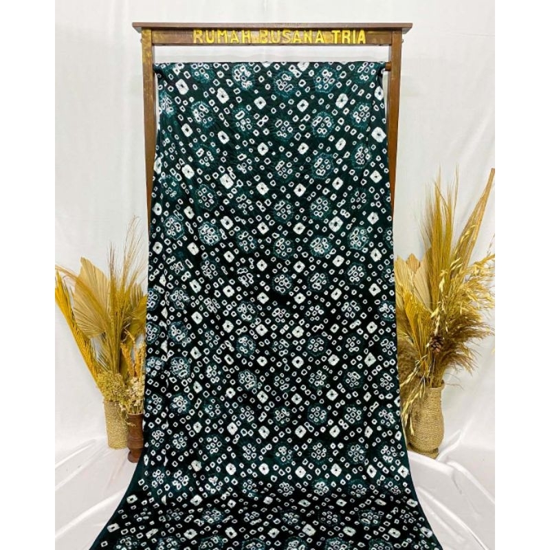 Kain sutra palembang