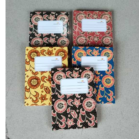 

Buku Hard Cover Oktavo A6 Paperline 100 lembar Kecil ( 15 x 10.5 cm ) hardcover harga 1 bh buku