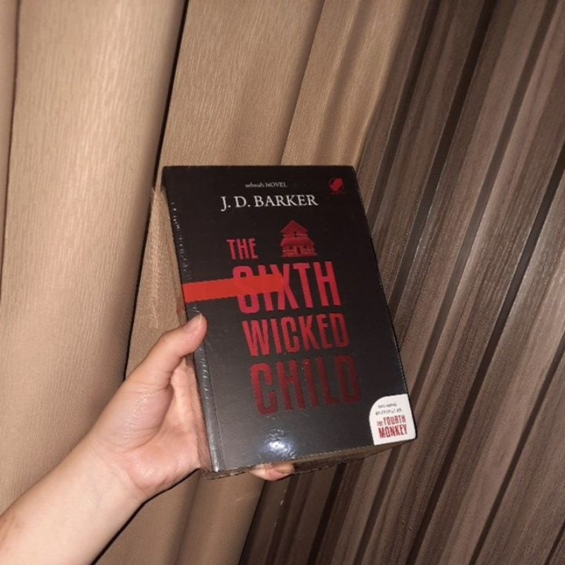 NOVEL THE SIXTH WICKED CHILD