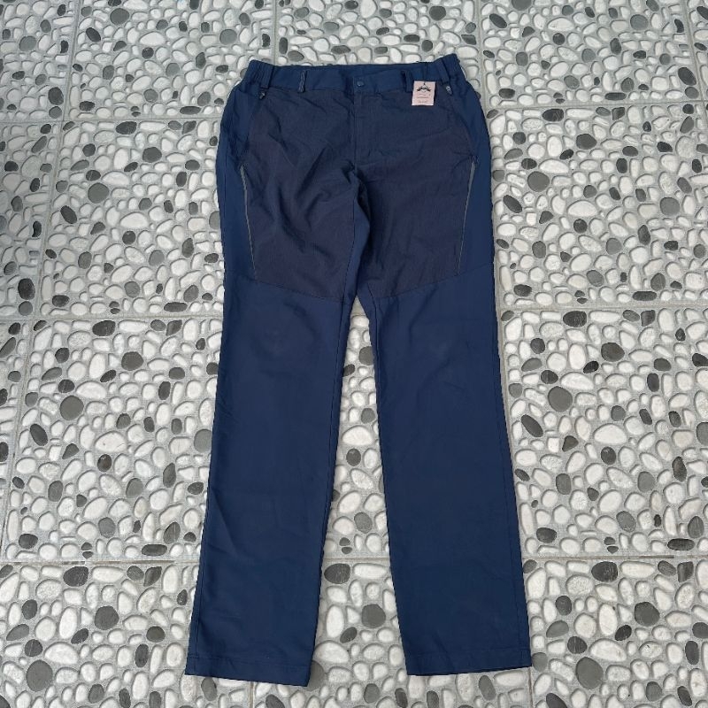 CELANA OUTDOOR : MOUNTIA