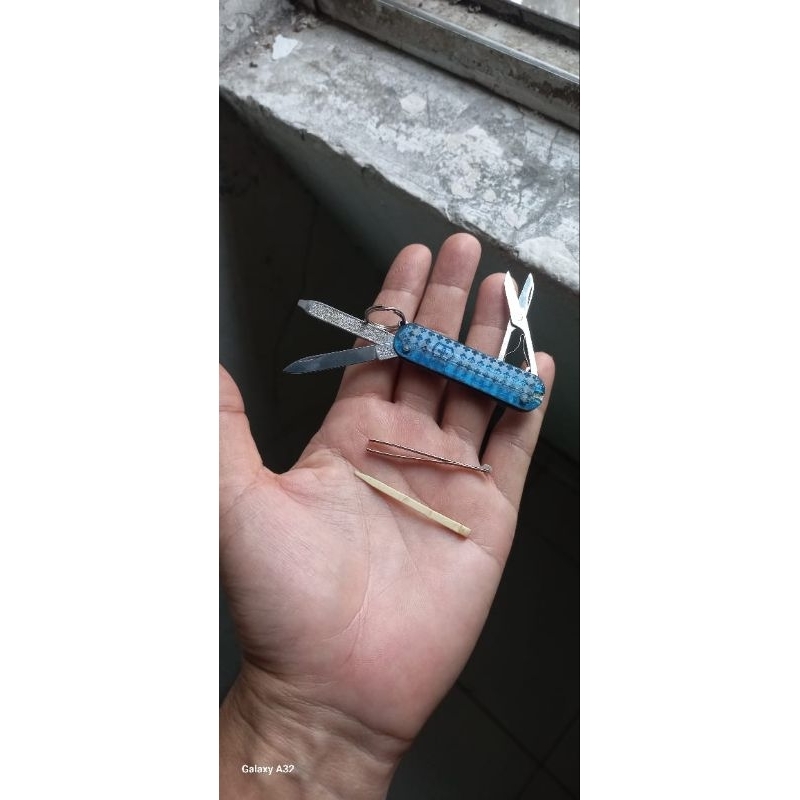 Pocket knife SD victorinox.